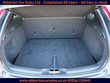 Volvo V40 D2 Momentum Nav Plus 