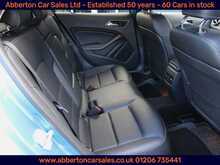 Mercedes-Benz GLA GLA200d Sport 