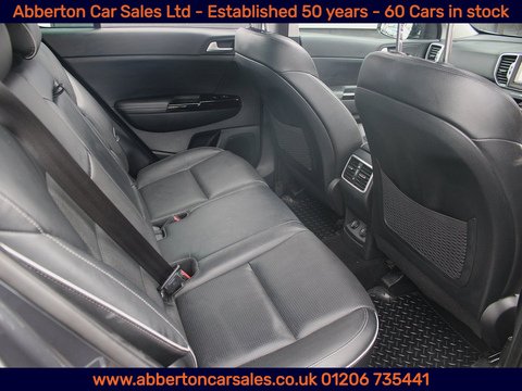 1.7 CRDi 4 SUV 5dr Diesel Manual Euro 6 (s/s) (114 bhp)