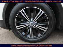 Volkswagen Tiguan TDI BlueMotion Tech SE Navigation 