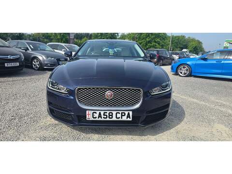 Jaguar XE 2.0i Portfolio Auto Euro 6 (s/s) 4dr - U182679