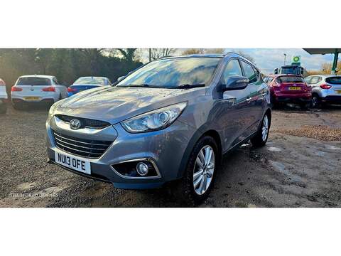 Hyundai ix35 ix35 2.0 CRDi Premium Auto 4WD Euro 5 5dr - U182975