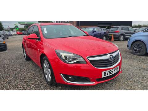 Vauxhall Insignia 1.5 dCi Dynamique Nav Sport Tourer 5dr Diesel Manual Euro 6 (s/s) (110 ps)