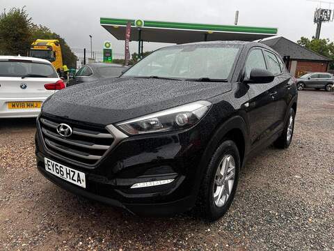 Hyundai TUCSON 1.6 GDi Blue Drive S SUV 5dr Petrol Manual Euro 6 (s/s) (132 ps) - U184015