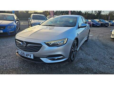 Vauxhall Insignia 2.0 Turbo D BlueInjection SRi VX Line Nav Grand Sport 5dr Diesel Automatic Euro 6 (s/s) (170 ps) - U184154