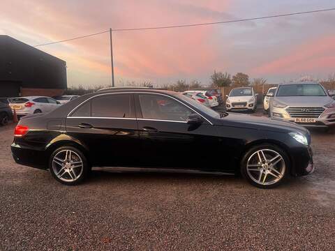 Mercedes-Benz E Class 2.1 E250 CDI AMG Sport Saloon 4dr Diesel G-Tronic+ Euro 5 (s/s) (204 ps) - U184239