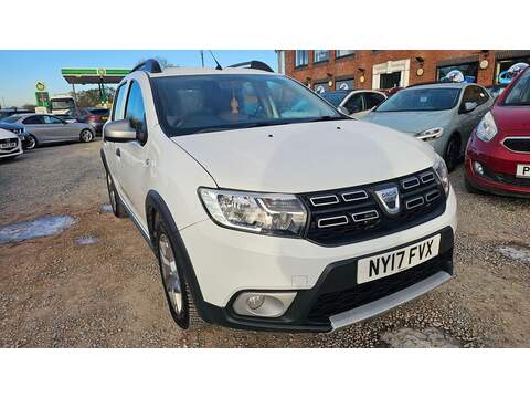 Dacia Sandero Stepway 1.5 TDCi Zetec Hatchback 5dr Diesel Manual Euro 6 (s/s) (120 ps)