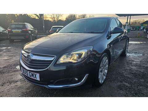 Vauxhall Insignia 2.0 CDTi Elite Nav Hatchback 5dr Diesel Auto Euro 5 (163 ps) - U184340