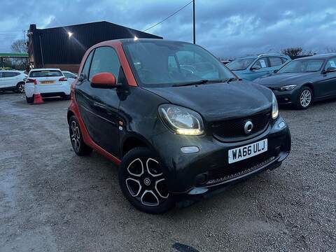 Smart fortwo 2.0 CDTi Elite Nav Hatchback 5dr Diesel Auto Euro 5 (163 ps)