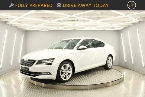 Skoda Superb 2.0 TDI BlueMotion Tech R-Line Hatchback 3dr Diesel DSG Euro 5 (s/s) (Leather, Nav) (140 ps)