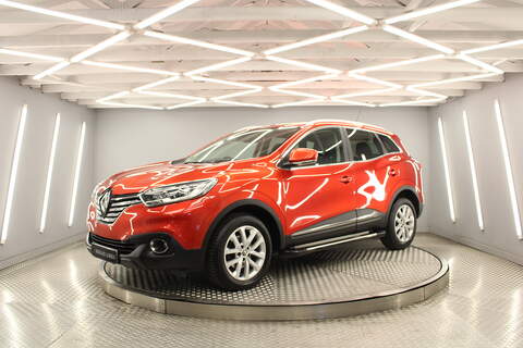 Renault Kadjar 1.5 dCi ENERGY Signature Nav SUV 5dr Diesel Auto Euro 6 (s/s) (90 ps) SUV Automatic Diesel