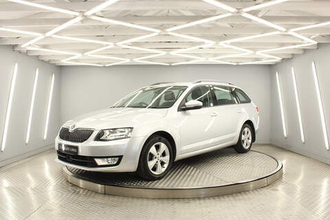 Skoda Octavia 2.0 TSI R-Line Shooting Brake 5dr Petrol DSG Euro 6 (s/s) (190 ps)