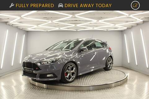 Ford Focus 2.0 D3 R-Design Nav Plus Hatchback 5dr Diesel Manual Euro 6 (s/s) (150 ps) Hatchback Manual Diesel