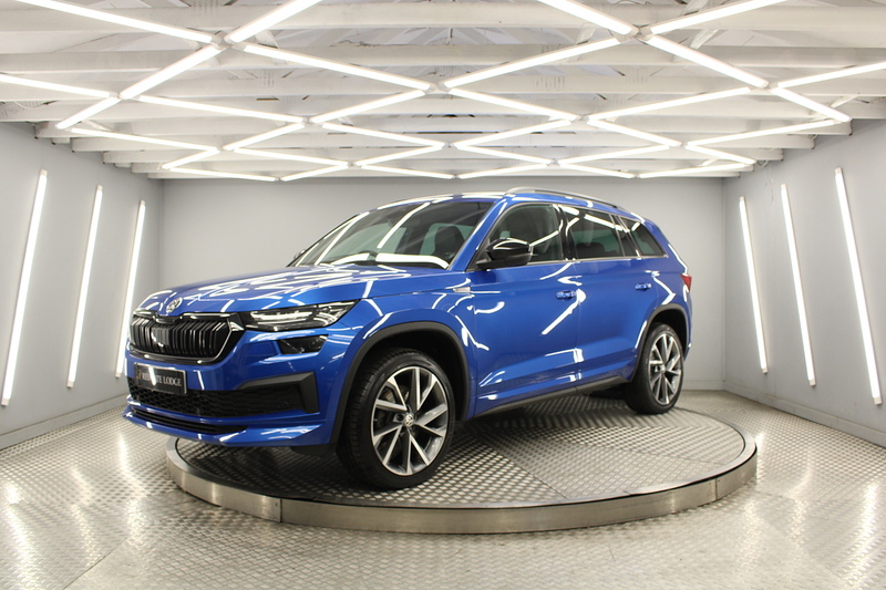 Skoda Kodiaq 2.0 TDI SportLine SUV 5dr Diesel DSG 4WD Euro 6 (s/s) (7 Seat) (200 ps) - U12263