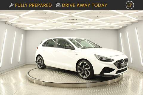 Hyundai i30 2.0 D3 R-Design Nav Plus Hatchback 5dr Diesel Manual Euro 6 (s/s) (150 ps) Hatchback Manual Diesel