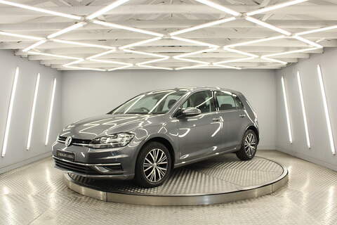 Volkswagen Golf 2.0 D3 R-Design Nav Plus Hatchback 5dr Diesel Manual Euro 6 (s/s) (150 ps) Hatchback Manual Diesel