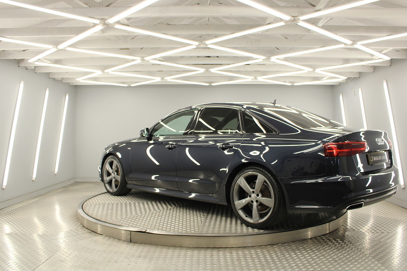 Audi A6 Saloon 2.0 TDI ultra Black Edition Saloon 4dr Diesel Manual Euro 6 (s/s) (190 ps) - U12646