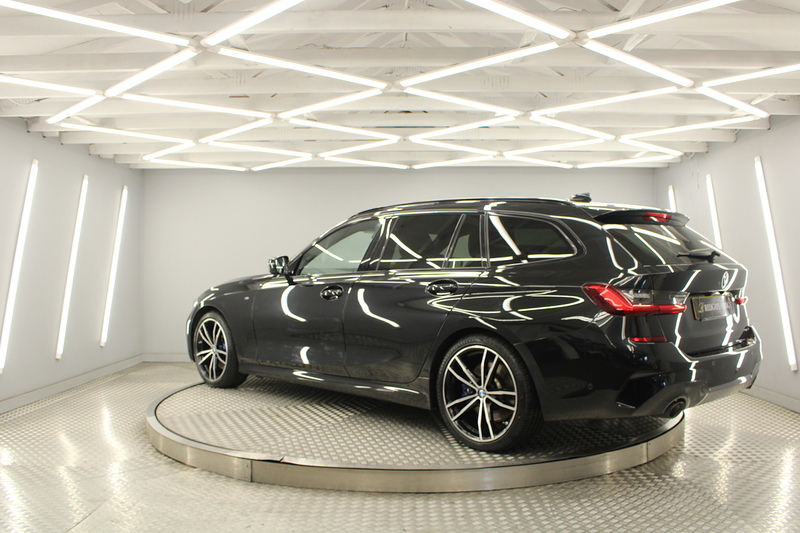 BMW 3 Series 2.0 320i M Sport Touring 5dr Petrol Auto Euro 6 (s/s) (184 ps) - U12666