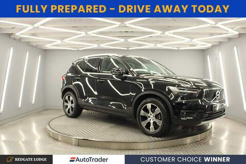 Volvo XC40 D4 R-Design Pro SUV 2.0 Automatic Diesel