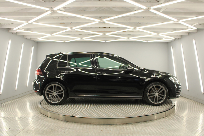 Volkswagen Golf 2.0 TDI BlueMotion Tech GTD Hatchback 5dr Diesel Manual Euro 6 (s/s) (184 ps) - U12758