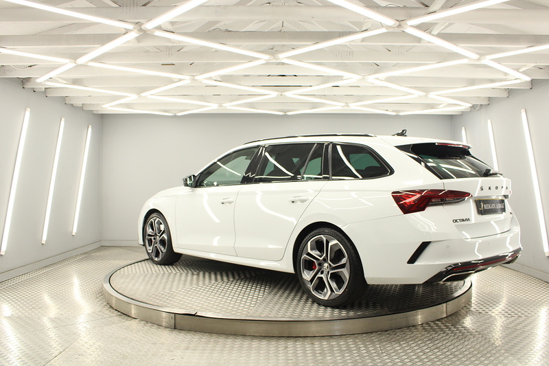 Skoda Octavia 2.0 TSI vRS Estate 5dr Petrol DSG Euro 6 (s/s) (245 ps) - U12767