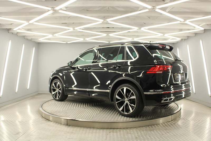 Volkswagen Tiguan TDI R-Line SUV 2.0 Automatic Diesel - U12791