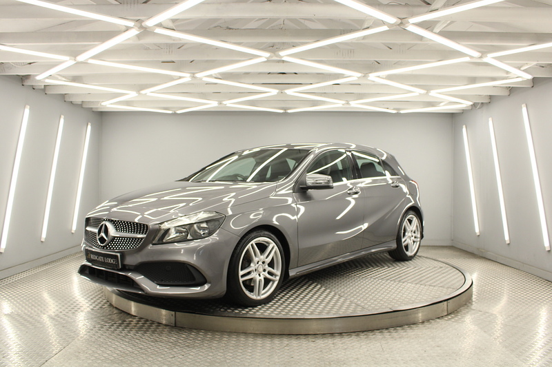 Mercedes-Benz A Class 2.1 A200d AMG Line Hatchback 5dr Diesel 7G-DCT Euro 6 (s/s) (136 ps) - U12796