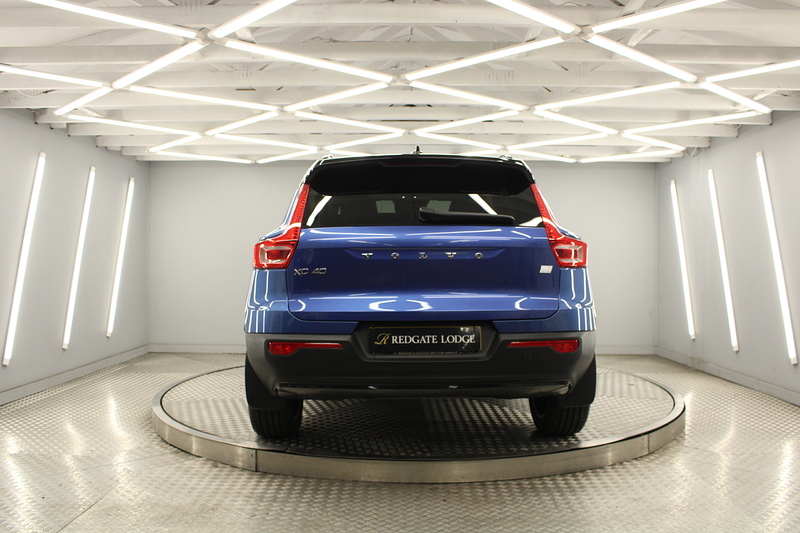 Volvo XC40 1.5h T4 Recharge 10.7kWh R-Design SUV 5dr Petrol Plug-in Hybrid Auto Euro 6 (s/s) (211 ps) - U12831