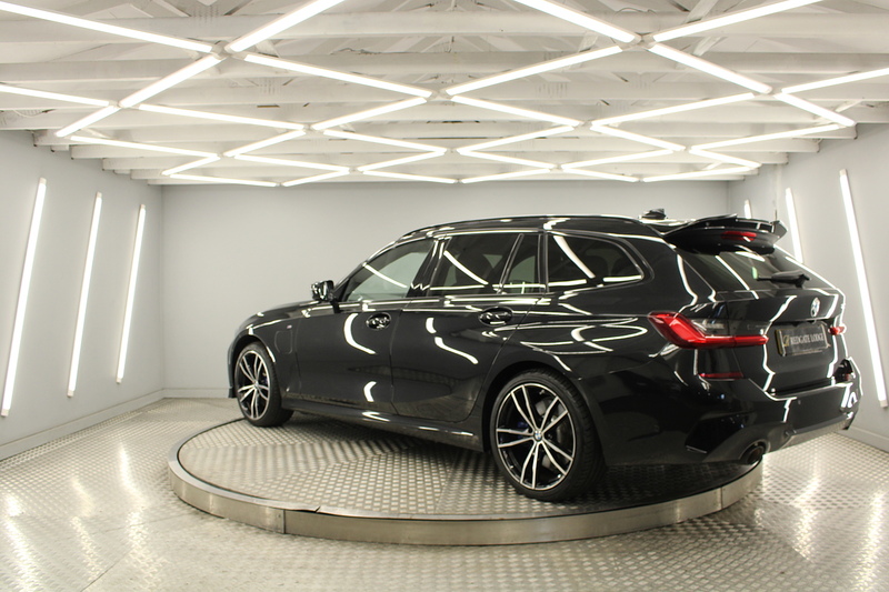 BMW 3 Series 2.0 330e 12kWh M Sport Touring 5dr Petrol Plug-in Hybrid Auto Euro 6 (s/s) (292 ps) - U12834