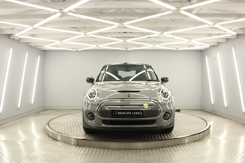 MINI Electric Hatch Cooper SE 32.6kWh Level 1 Hatchback 3dr Electric Auto (184 ps) - U12839