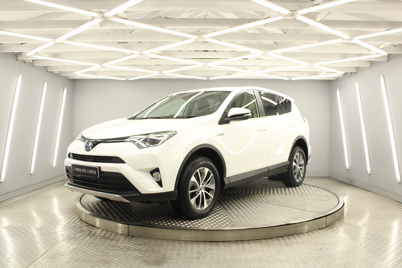 Toyota RAV4 2.5 VVT-h Business Edition Plus SUV 5dr Petrol Hybrid CVT Euro 6 (s/s) (Safety Sense, Nav) (197 ps) - U12850