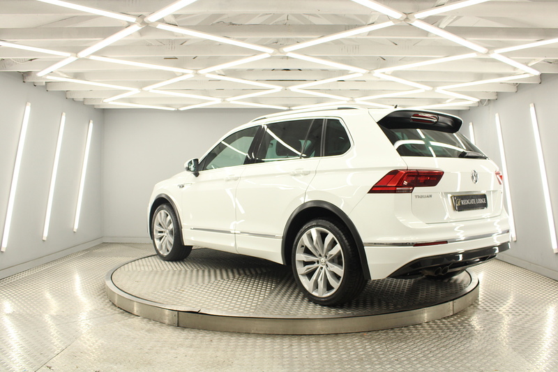 Volkswagen Tiguan 2.0 TDI R-Line SUV 5dr Diesel DSG 4Motion Euro 6 (s/s) (150 ps) - U12860