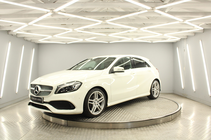 Mercedes-Benz A Class 1.5 A180d AMG Line (Premium) Hatchback 5dr Diesel 7G-DCT Euro 6 (s/s) (109 ps) - U12891