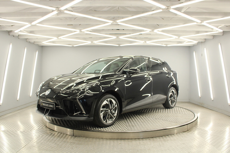 MG MG4 64kWh Trophy Long Range Hatchback 5dr Electric Auto (203 ps) - U12893
