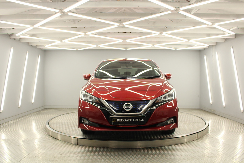 Nissan Leaf 40kWh Tekna Hatchback 5dr Electric Auto (150 ps) - U12913