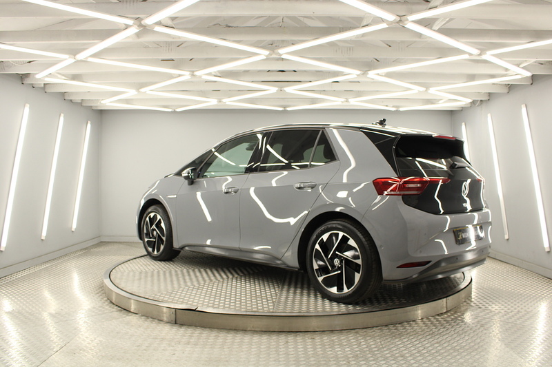 Volkswagen ID.3 Pro 58kWh Family Hatchback 5dr Electric Auto (145 ps) - U12924