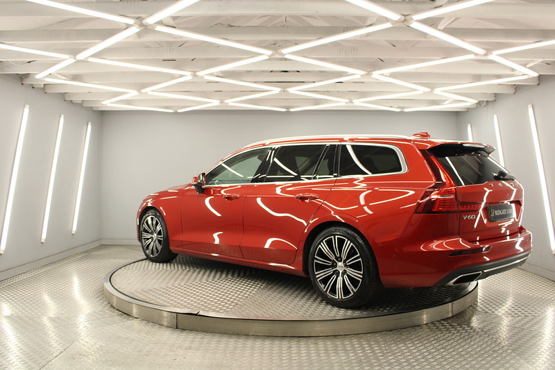 Volvo V60 2.0 D4 Inscription Estate 5dr Diesel Auto Euro 6 (s/s) (190 ps) - U12935
