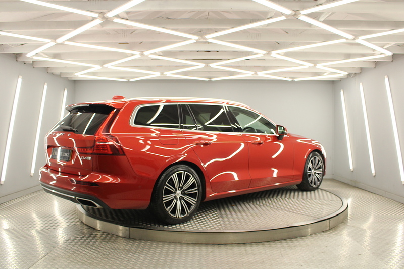 Volvo V60 2.0 D4 Inscription Estate 5dr Diesel Auto Euro 6 (s/s) (190 ps) - U12935
