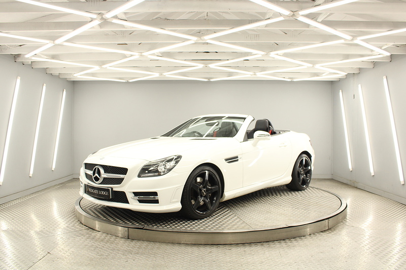 Mercedes-Benz SLK 2.1 SLK250d AMG Sport Convertible 2dr Diesel G-Tronic Euro 6 (s/s) (204 ps) - U12940