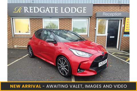 Toyota Yaris 2.0 SKYACTIV-G Sport Nav Hatchback 5dr Petrol Auto Euro 6 (s/s) (121 ps)
