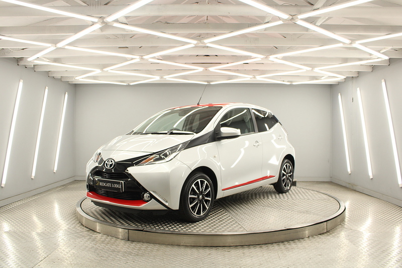 Toyota AYGO 1.0 VVT-i x-press Hatchback 5dr Petrol x-shift Euro 6 (68 ps) - U12977