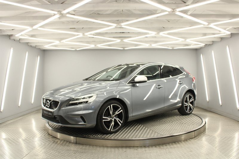 Volvo V40 2.0 D3 R-Design Nav Plus Hatchback 5dr Diesel Manual Euro 6 (s/s) (150 ps) - U12978