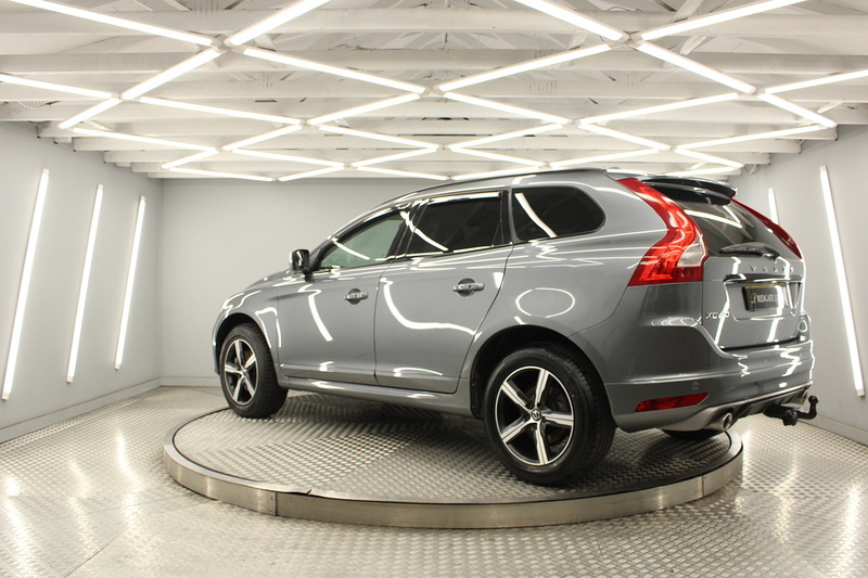 Volvo XC60 2.0 D4 R-Design Nav SUV 5dr Diesel Manual Euro 6 ( SUV 2.0 Manual Diesel - U12989