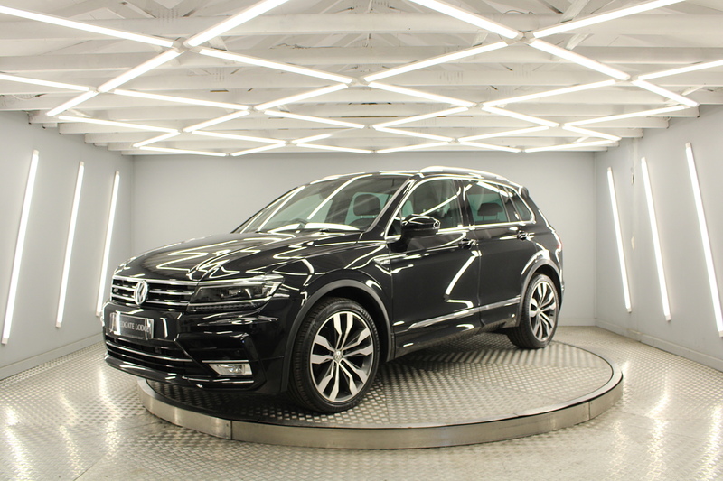 Volkswagen Tiguan 2.0 TDI BlueMotion Tech R-Line SUV 5dr Diesel DSG 4Motion Euro 6 (s/s) (150 ps) - U13016