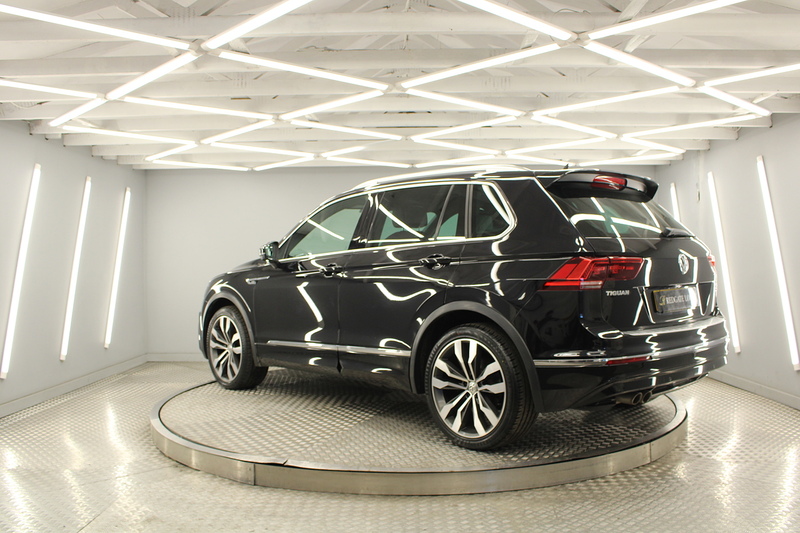 Volkswagen Tiguan 2.0 TDI BlueMotion Tech R-Line SUV 5dr Diesel DSG 4Motion Euro 6 (s/s) (150 ps) - U13016