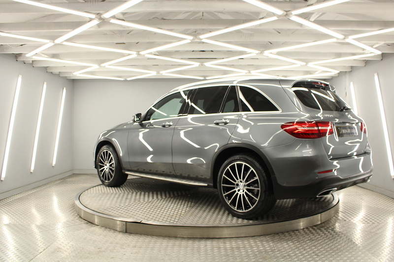Mercedes-Benz GLC 2.1 GLC250d AMG Line (Premium Plus) SUV 5dr Diesel G-Tronic 4MATIC Euro 6 (s/s) (204 ps) - U13030