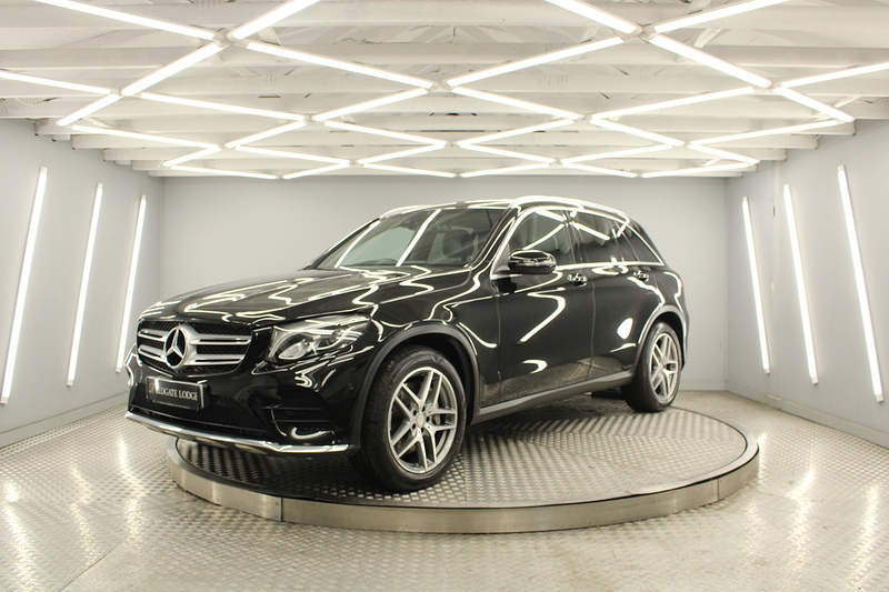 Mercedes-Benz GLC 2.1 GLC250d AMG Line SUV 5dr Diesel G-Tronic 4MATIC Euro 6 (s/s) (204 ps) - U13049