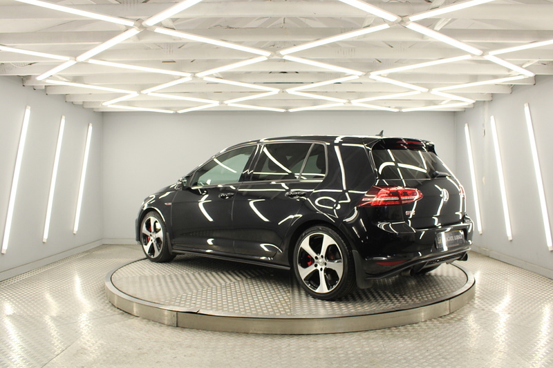 Volkswagen Golf 2.0 TSI BlueMotion Tech GTI Performance Hatchback 3dr Petrol DSG Euro 6 (s/s) (230 ps) - U13054