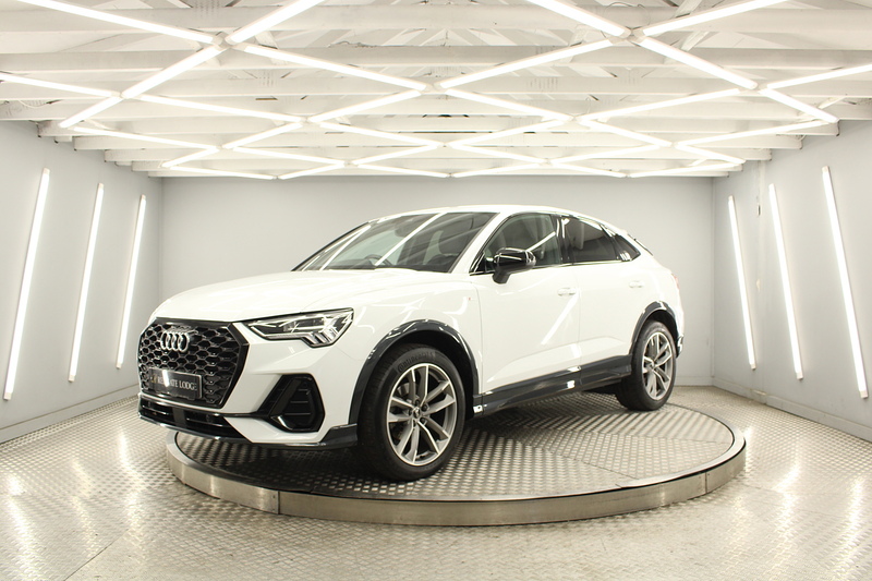 Audi Q3 1.5 TFSI CoD 35 Black Edition Sportback 5dr Petrol S Tronic Euro 6 (s/s) (150 ps) - U13085