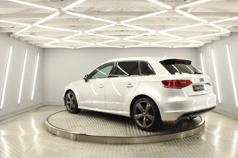 Audi A3 1.6 TDI S line Sportback 5dr Diesel Manual Euro 5 (s/s) (105 ps) - U13091